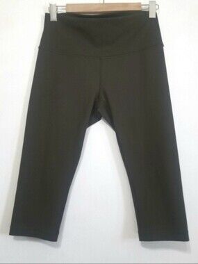 Lululemon Dark Green Crop Leggings